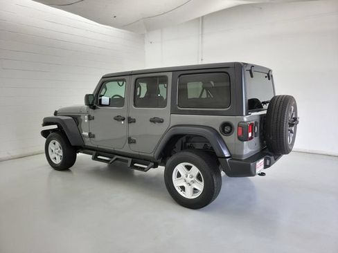 Used 2019 Jeep Wrangler Unlimited Sport S AWD/4WD image 7