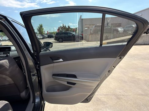 Used 2010 Honda Accord EX image 15