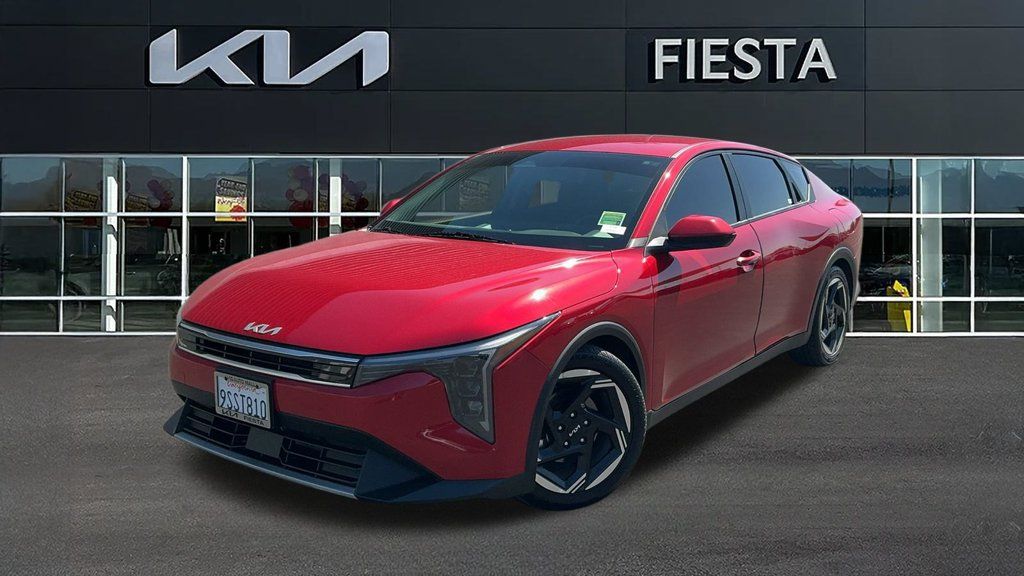 Used 2025 Kia K4 EX FWD image 2