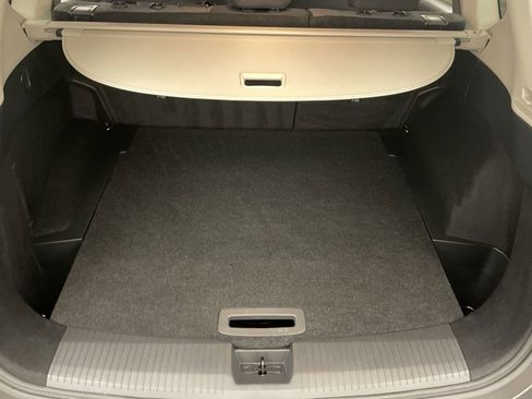 Used 2021 Nissan Rogue S FWD image 18