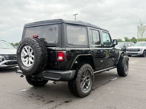 Used 2021 Jeep Wrangler Unlimited Sport AWD/4WD image 5