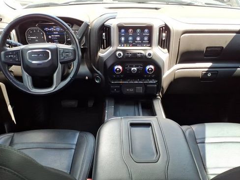 Used 2022 GMC Sierra 1500 Denali w/ Denali Premium Package AWD/4WD image 17
