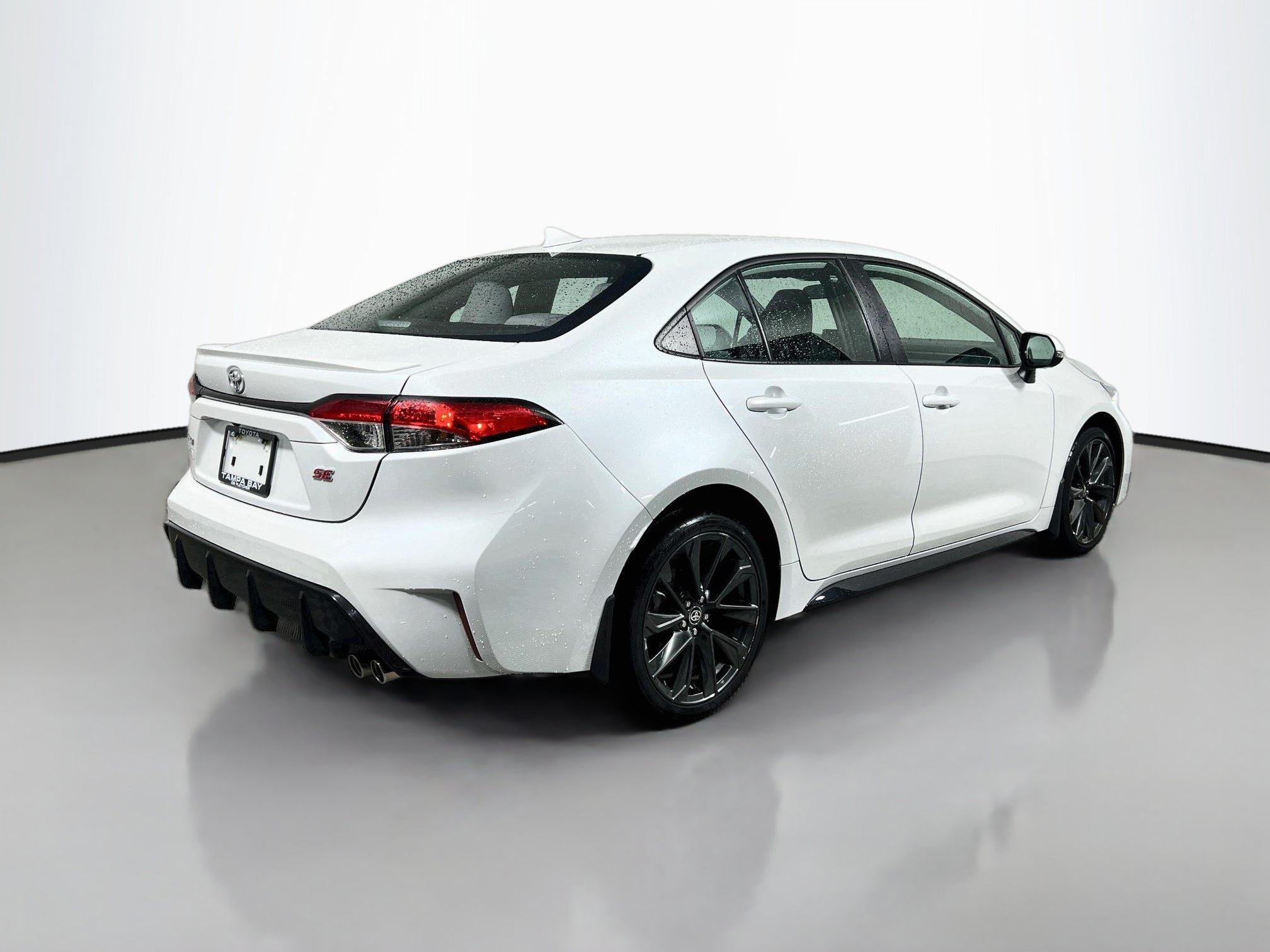 Used 2024 Toyota Corolla SE FWD image 4