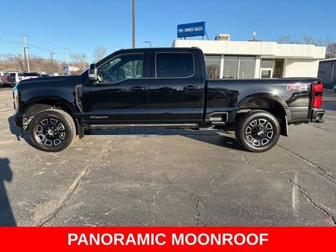 Used 2025 Ford F350 Platinum w/ FX4 Off-Road Package image 2