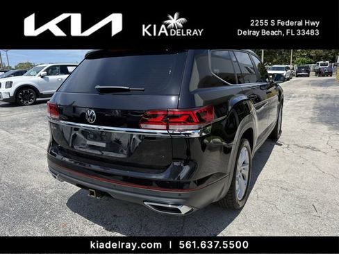 Used 2021 Volkswagen Atlas SE w/ Panoramic Sunroof Package FWD image 3