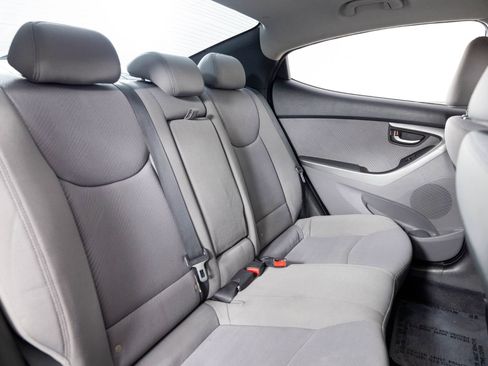 Used 2013 Hyundai Elantra GLS w/ Preferred Pkg image 22