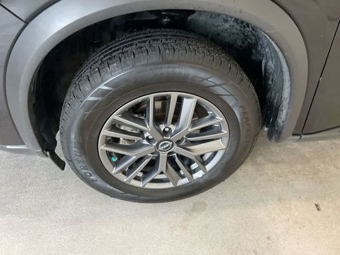 Used 2024 Nissan Rogue S image 10