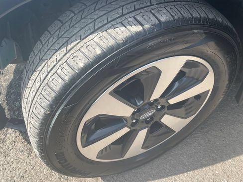Used 2018 Subaru Forester 2.5i Premium AWD/4WD image 23