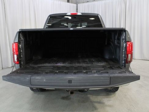 Used 2019 Ford F150 Lariat w/ Equipment Group 502A Luxury AWD/4WD image 30