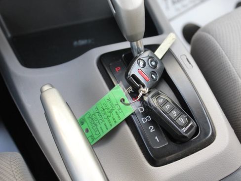 Used 2012 Honda Civic LX image 25