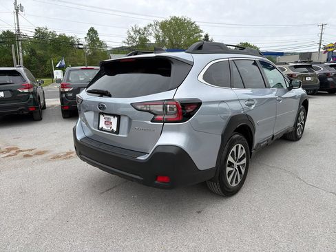 Certified 2024 Subaru Outback Premium AWD/4WD image 13