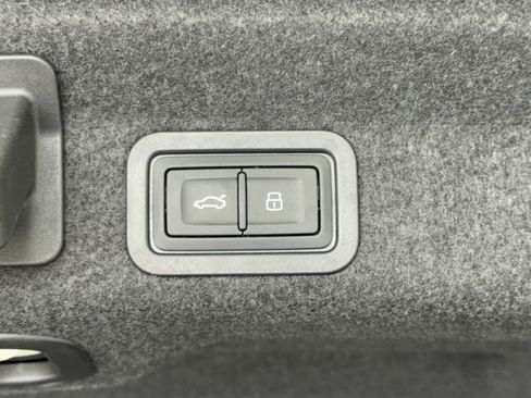 Used 2024 Audi A6 Premium Plus w/ Premium Plus Package AWD/4WD image 28
