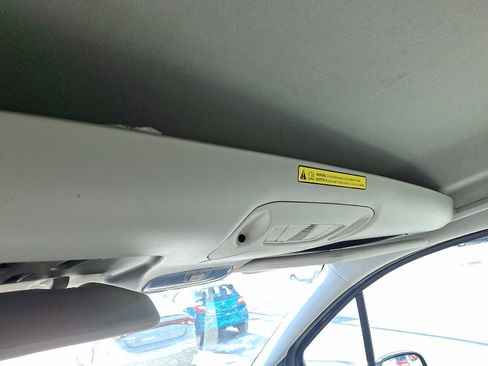 Used 2017 Ford Transit Connect XL image 22