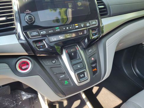 Used 2018 Honda Odyssey EX-L image 14