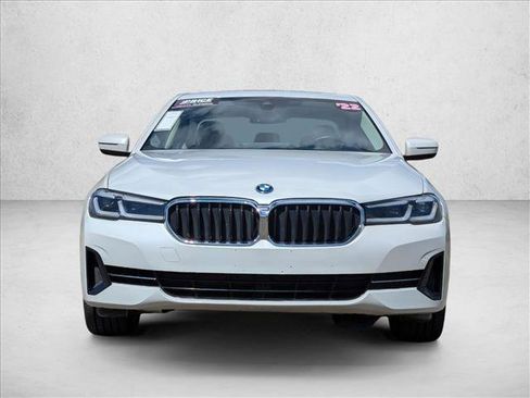 Used 2022 BMW 530e xDrive w/ Premium Package AWD/4WD image 2