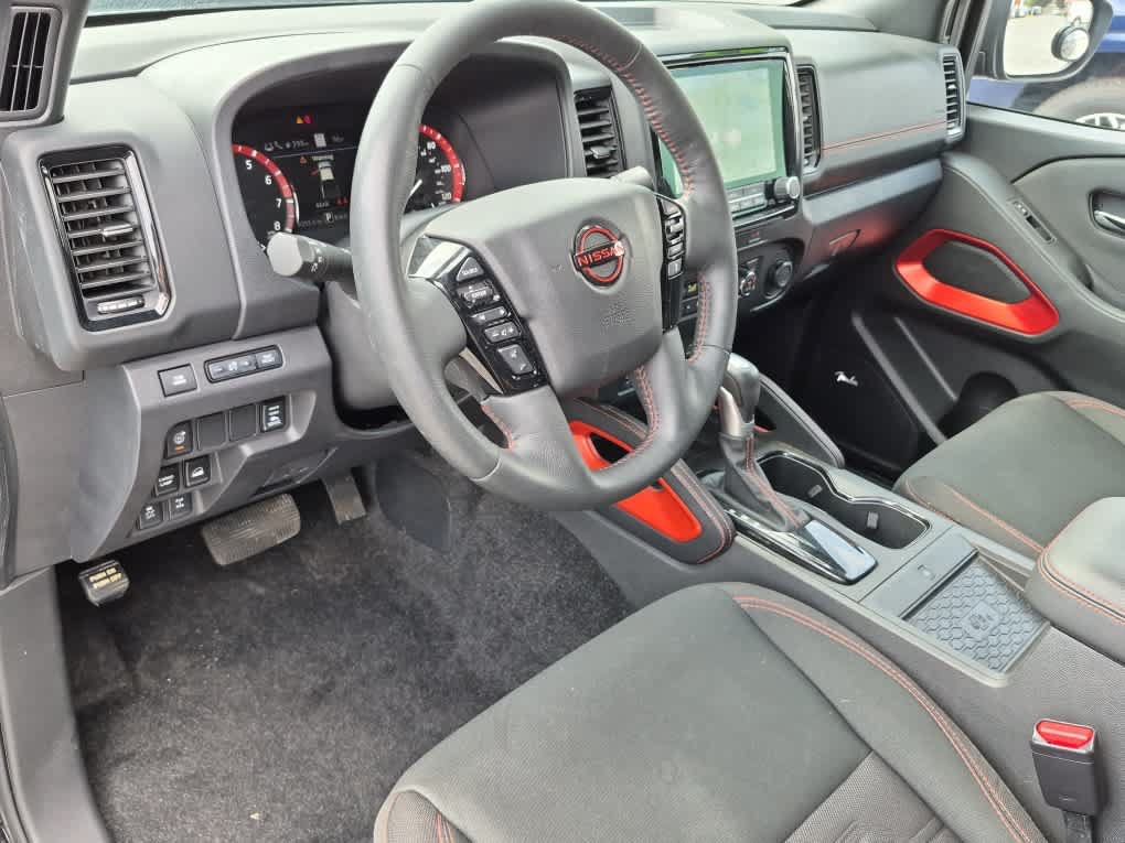 Used 2023 Nissan Frontier PRO-4X w/ Pro Convenience Package AWD/4WD image 11