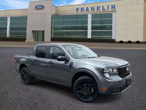 Certified 2025 Ford Maverick XLT w/ XLT Luxury Package image 1