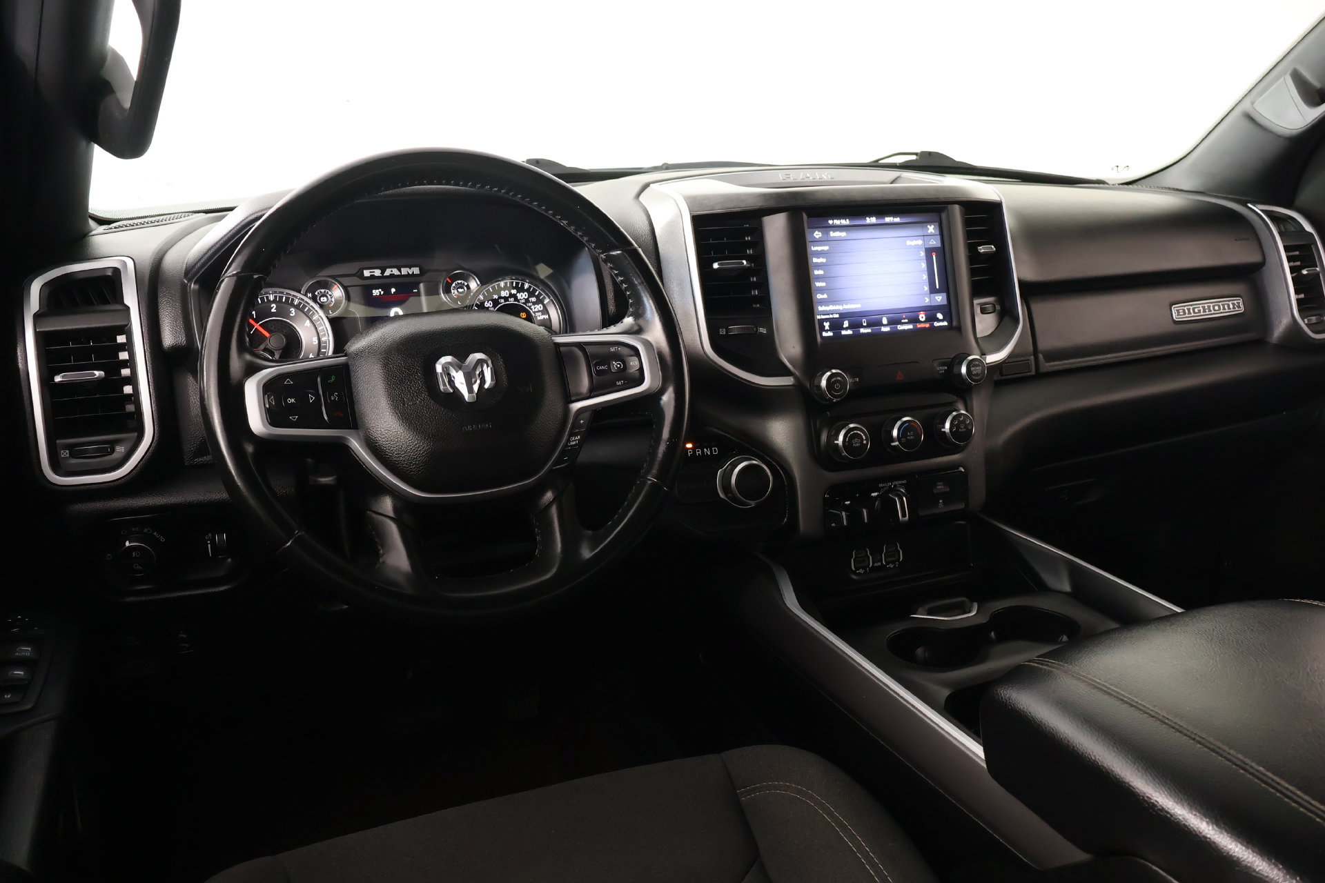 Used 2021 RAM 1500 2WD Crew Cab image 2