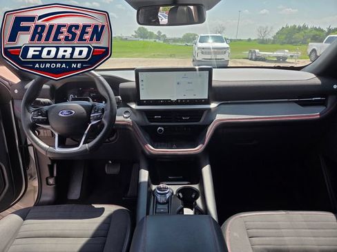 Used 2025 Ford Explorer ST-Line w/ Premium Package AWD/4WD image 16
