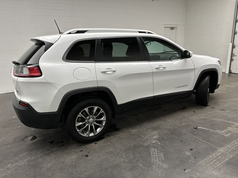 Used 2020 Jeep Cherokee Latitude Plus image 9
