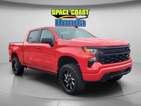 Used 2023 Chevrolet Silverado 1500 Custom image 13