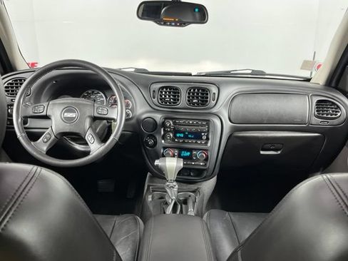 Used 2008 Chevrolet TrailBlazer SS w/ Sun And 6-Disc Cd Package AWD/4WD image 12