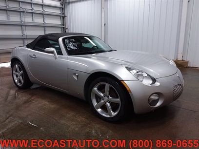 Used 2009 Pontiac Solstice Convertible w/ Convenience Package