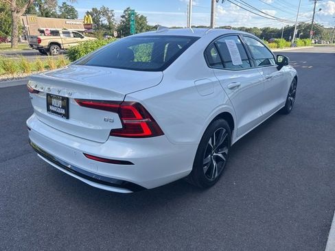 Certified 2024 Volvo S60 B5 Core image 5