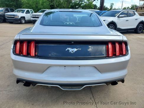 Used 2016 Ford Mustang Premium image 10