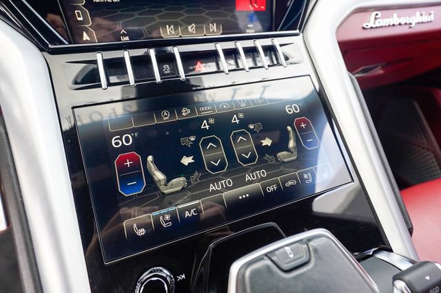 Used 2022 Lamborghini Urus AWD/4WD image 69