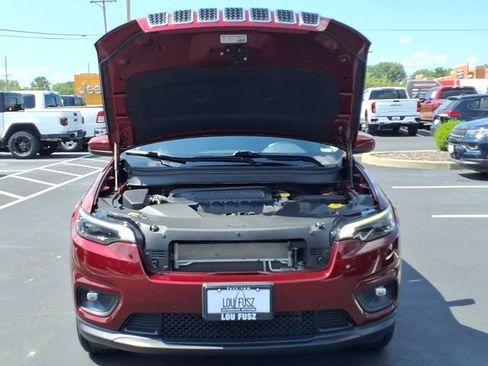 Used 2020 Jeep Cherokee Latitude w/ Cold Weather Group AWD/4WD image 32