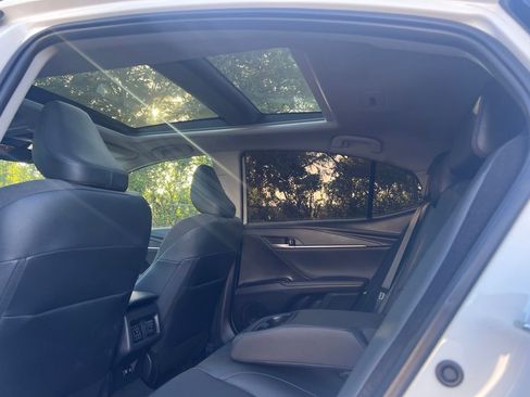 Used 2025 Toyota Camry XLE w/ Premium Package FWD image 14