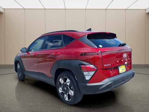 Used 2025 Hyundai Kona SEL FWD image 13