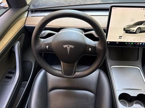 Used 2022 Tesla Model 3 Long Range AWD/4WD image 28
