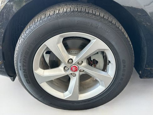 Used 2023 Jaguar F-PACE S image 35