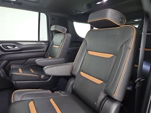 Used 2023 GMC Yukon XL AT4 w/ AT4 Premium Plus Package image 32