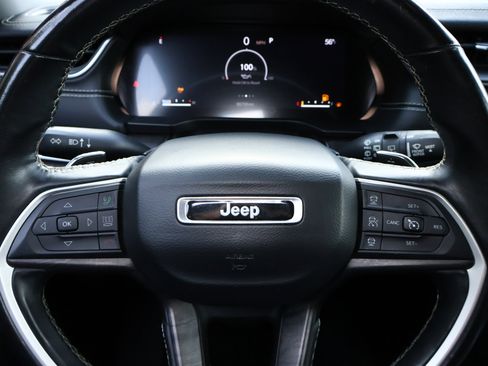 Used 2021 Jeep Grand Cherokee L Limited AWD/4WD image 13