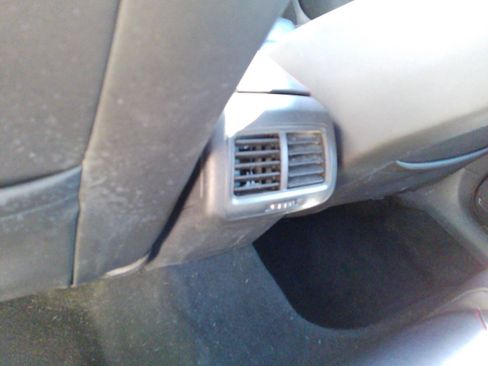 Used 2015 Volkswagen Golf 4-Door FWD image 22