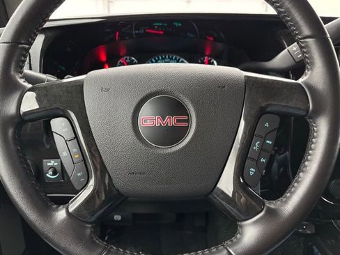 Used 2021 GMC Savana 2500 w/ Enhanced Convenience Package RWD image 29
