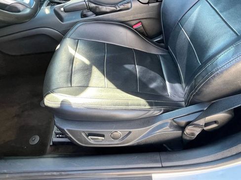 Used 2016 Ford Mustang Premium image 14