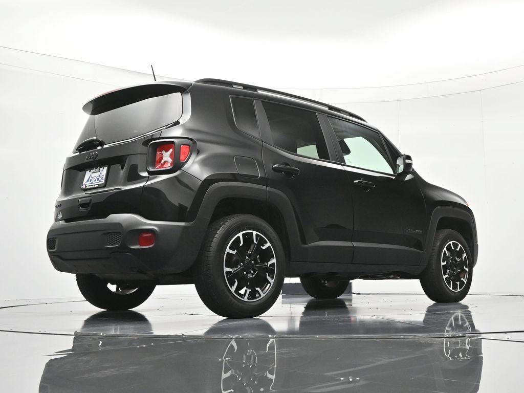 Used 2023 Jeep Renegade Latitude AWD/4WD image 40