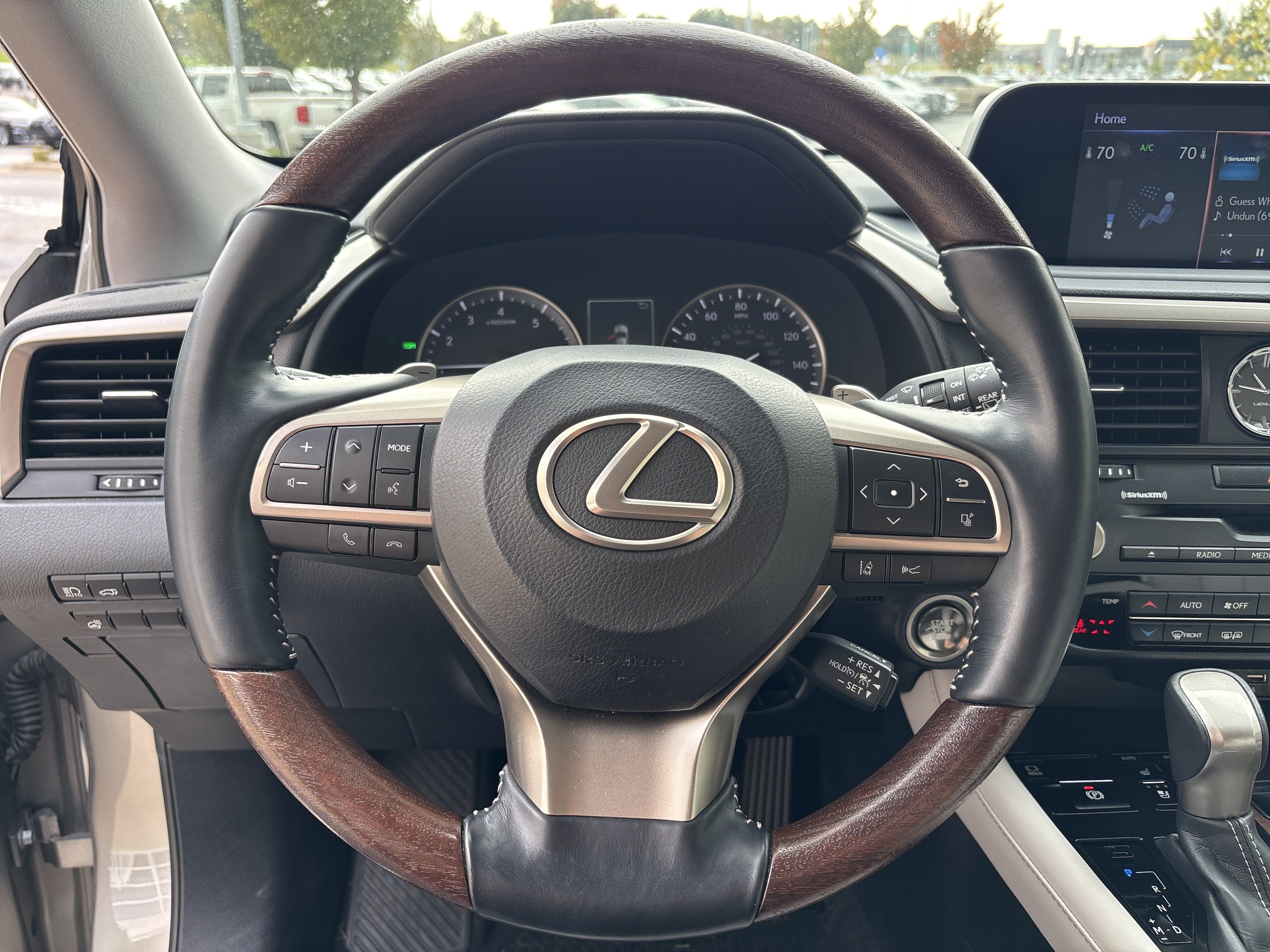 Used 2021 Lexus RX 350L Premium w/ Premium Package AWD/4WD image 18