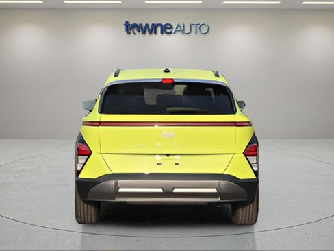 Used 2024 Hyundai Kona Limited FWD image 4