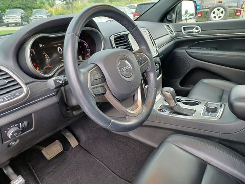 Used 2021 Jeep Grand Cherokee Limited AWD/4WD image 10