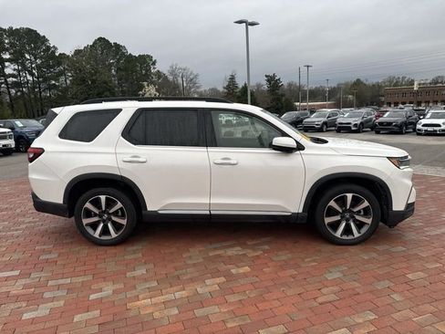 Certified 2023 Honda Pilot Elite image 16