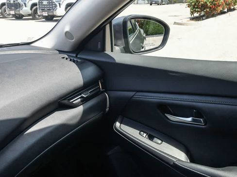 Used 2020 Nissan Sentra S FWD image 21