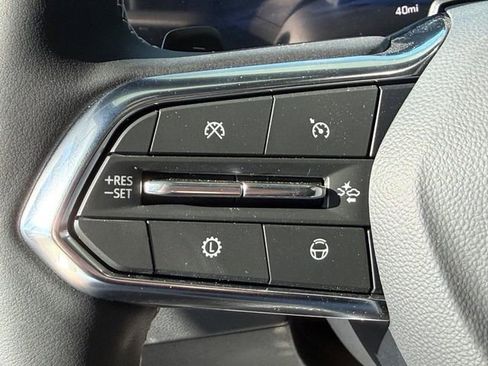 New 2026 Chevrolet Traverse Z71 w/ Enhanced Driving Package AWD/4WD image 10