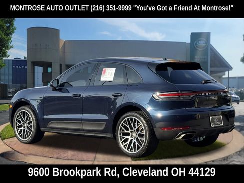 Used 2020 Porsche Macan AWD/4WD image 7
