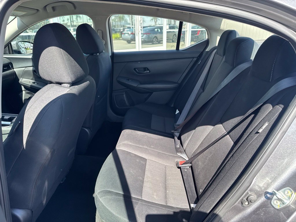 Used 2024 Nissan Sentra SV FWD image 11