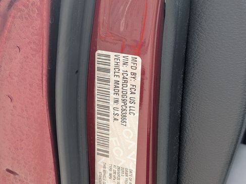 Used 2023 Dodge Durango GT AWD/4WD image 32